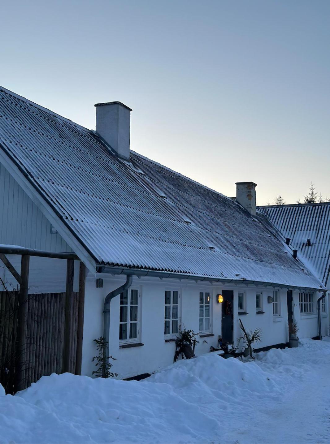 Bjergby Charmerende Lejlighed Pa Landet Med Privat Skov מראה חיצוני תמונה